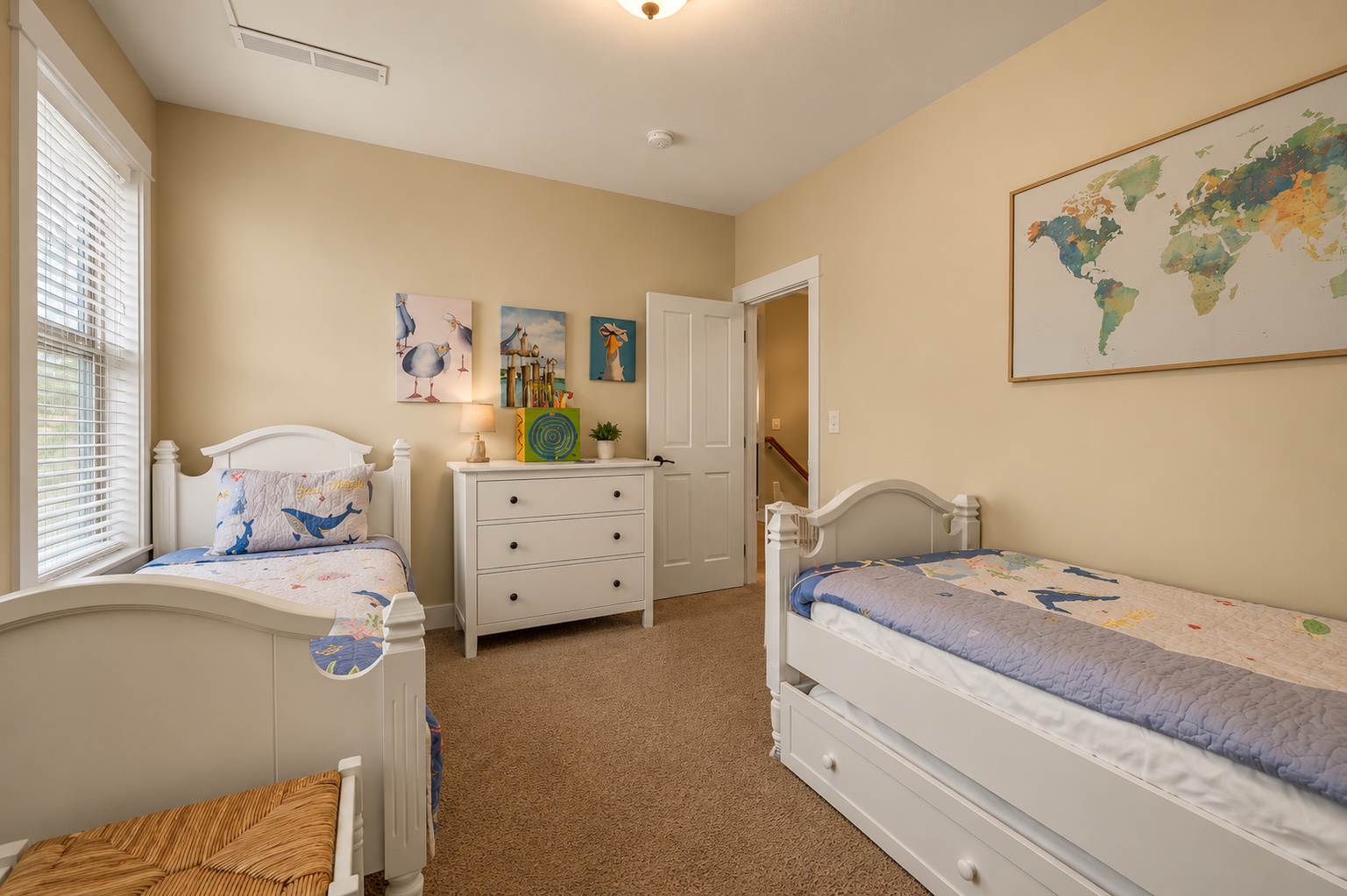 Kids' bedroom with twin beds and trundle